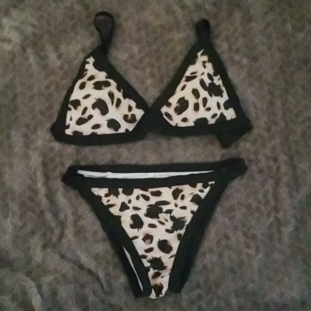 Bathing suit